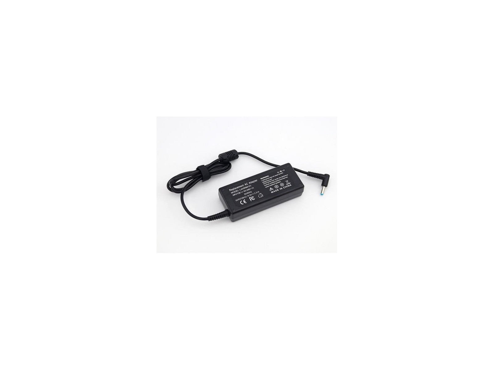 740015-001 740015-001 HP Alimentatore AC Adapter 45W Black 740015-001 740015-001 HP Alimentatore AC Adapter 45W Black